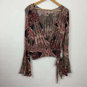 Free‎ People Fiona Paisley Boho Bell Sleeve Wrap Top Size Small